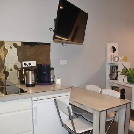 In Trocadero Flat Near Eiffel Tower